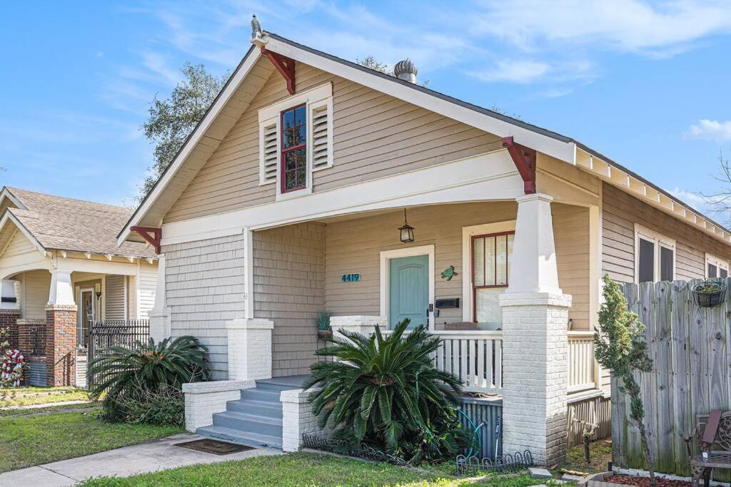 Beachy Bungalow! 2Bd, King Bed Galveston Exterior foto